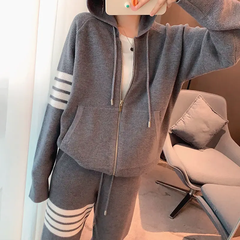 

Korean Fashion Hoodies with Zipper Spring Female Streetwear Full Zip Up Casual Hoodie Autumn Women's Sweatshirt Set Hooded Tops