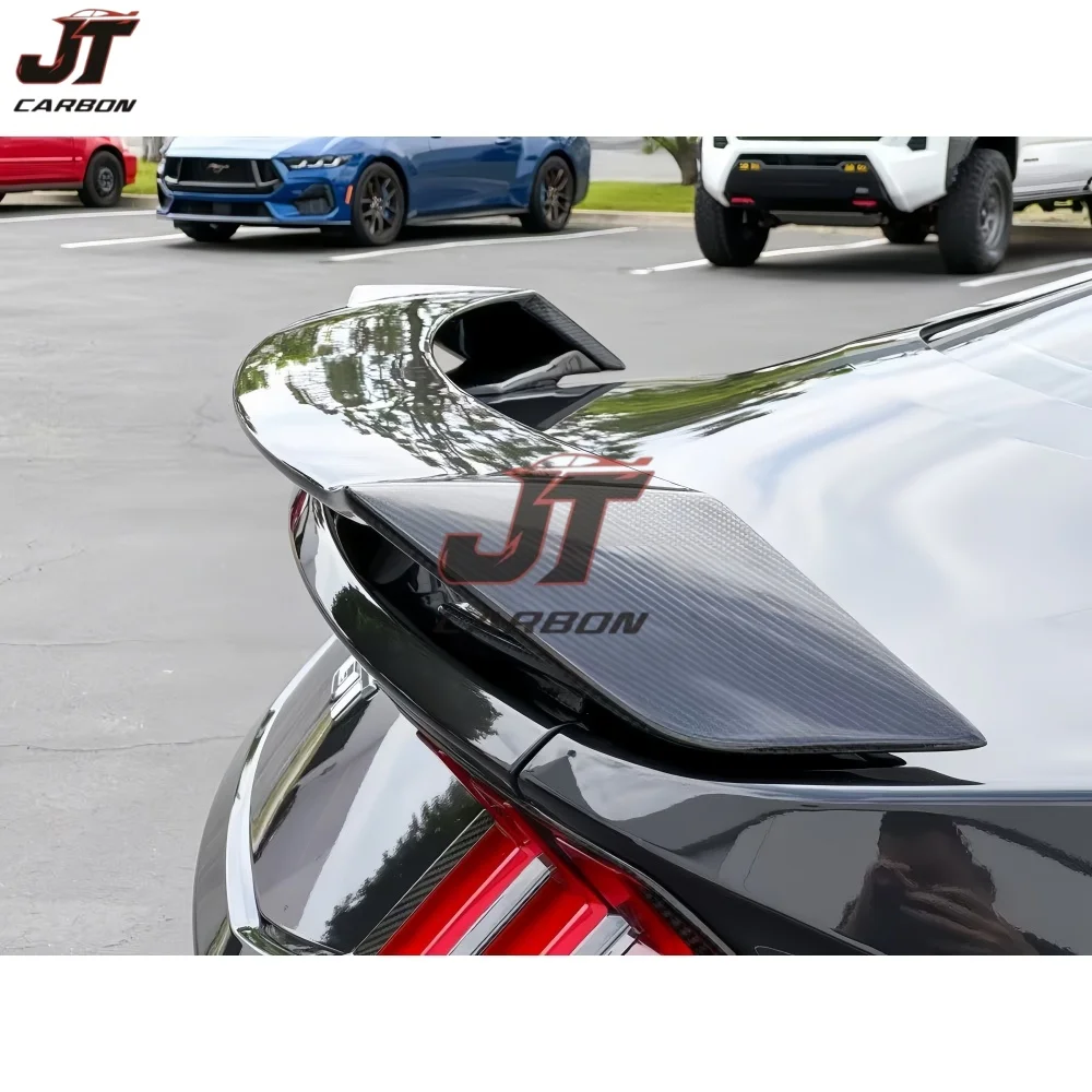 High Quality Carbon Fiber Spoiler For Ford Mustang GT view 2