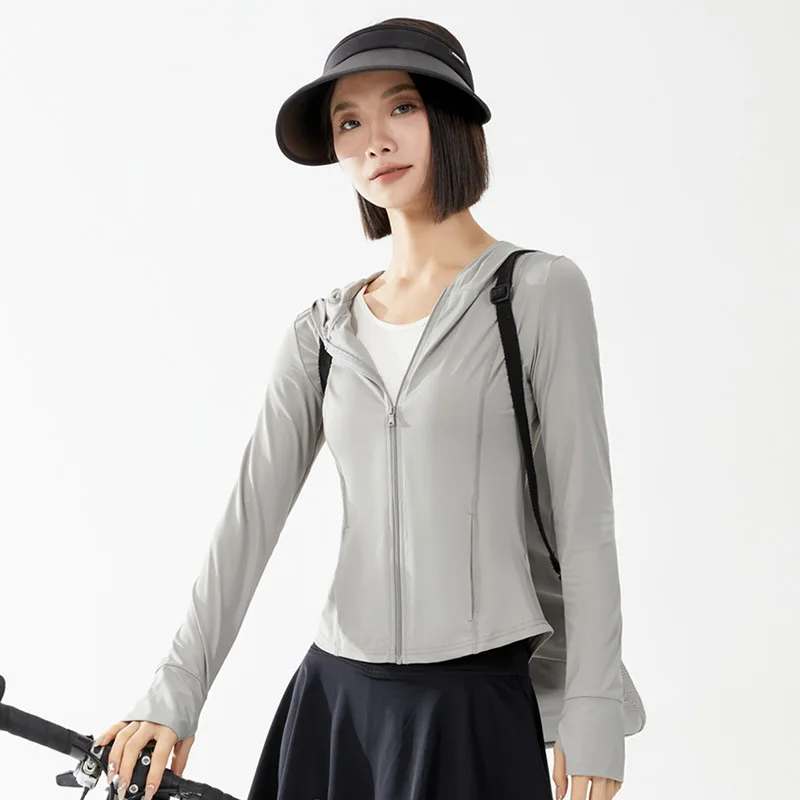 

Summer New Slim Fit Ice Silk Sun Protection Lightweight Breathable Outdoor Quick Dry Sports Jacket for Women