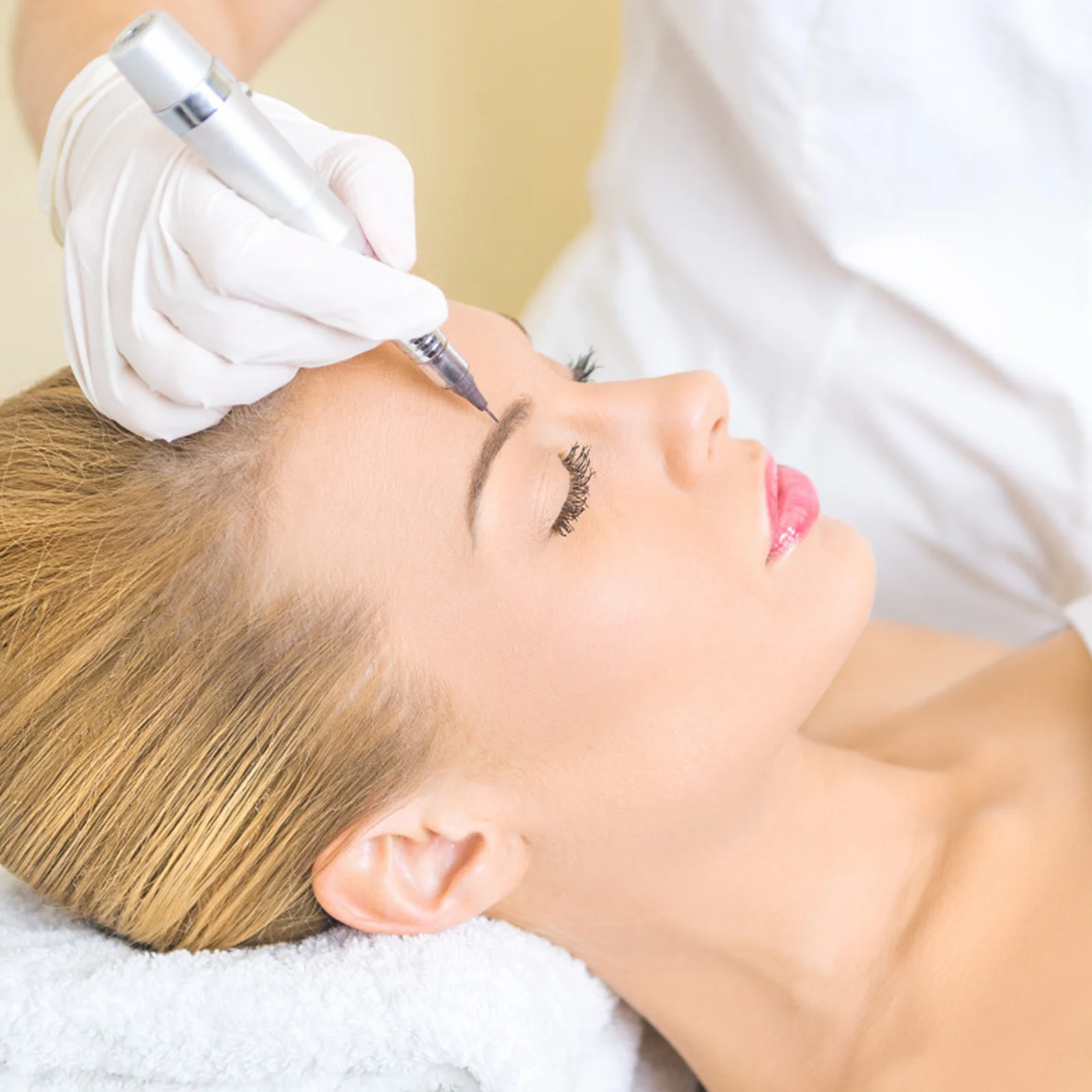 

12pcs Waterproof Eyebrow Stickers Hair-Like False Eyebrows Temporary Brow Tattoos Easy Apply Natural Finish Makeup Tool For