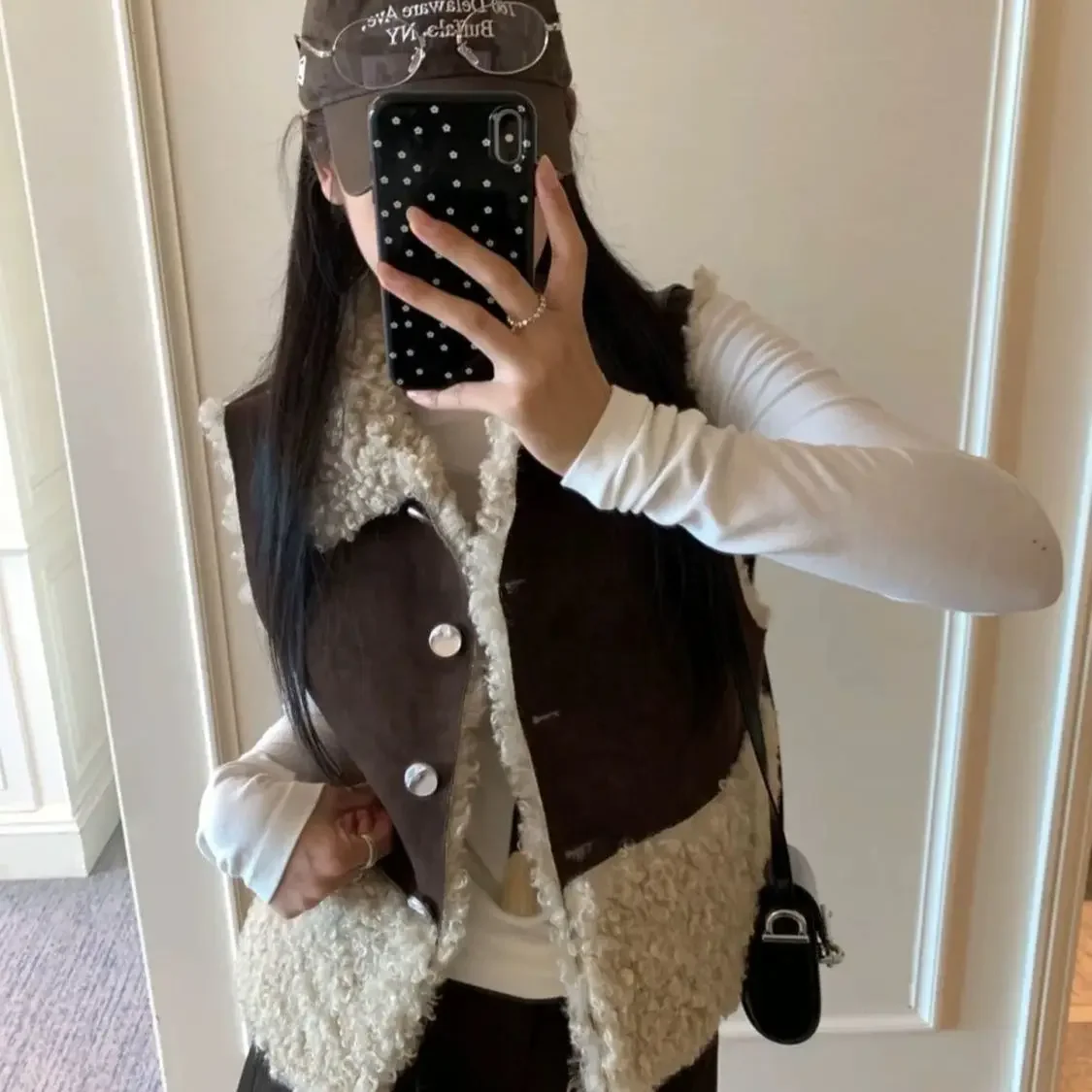 Chaleco integrado de piel de cordero para otoño e invierno, nuevo abrigo sin mangas, chaleco personalizado de moda cálida para mujer