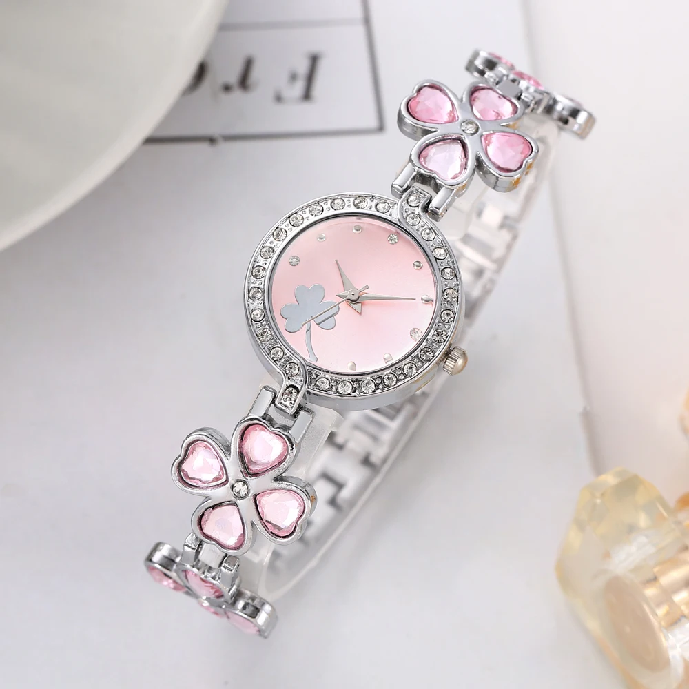 أربع أوراق البرسيم نقطة الماس المرأة سوار ساعة نسائية عادية هدية ساعة مجوهرات ساعة نسائية