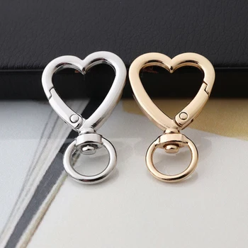 10 anillos de puerta de resorte con forma de corazón, llavero que se puede abrir, bolso de cuero, correa para cinturón, hebillas de cadena para perro, Clip de cierre a presión, gatillo, accesorios DIY