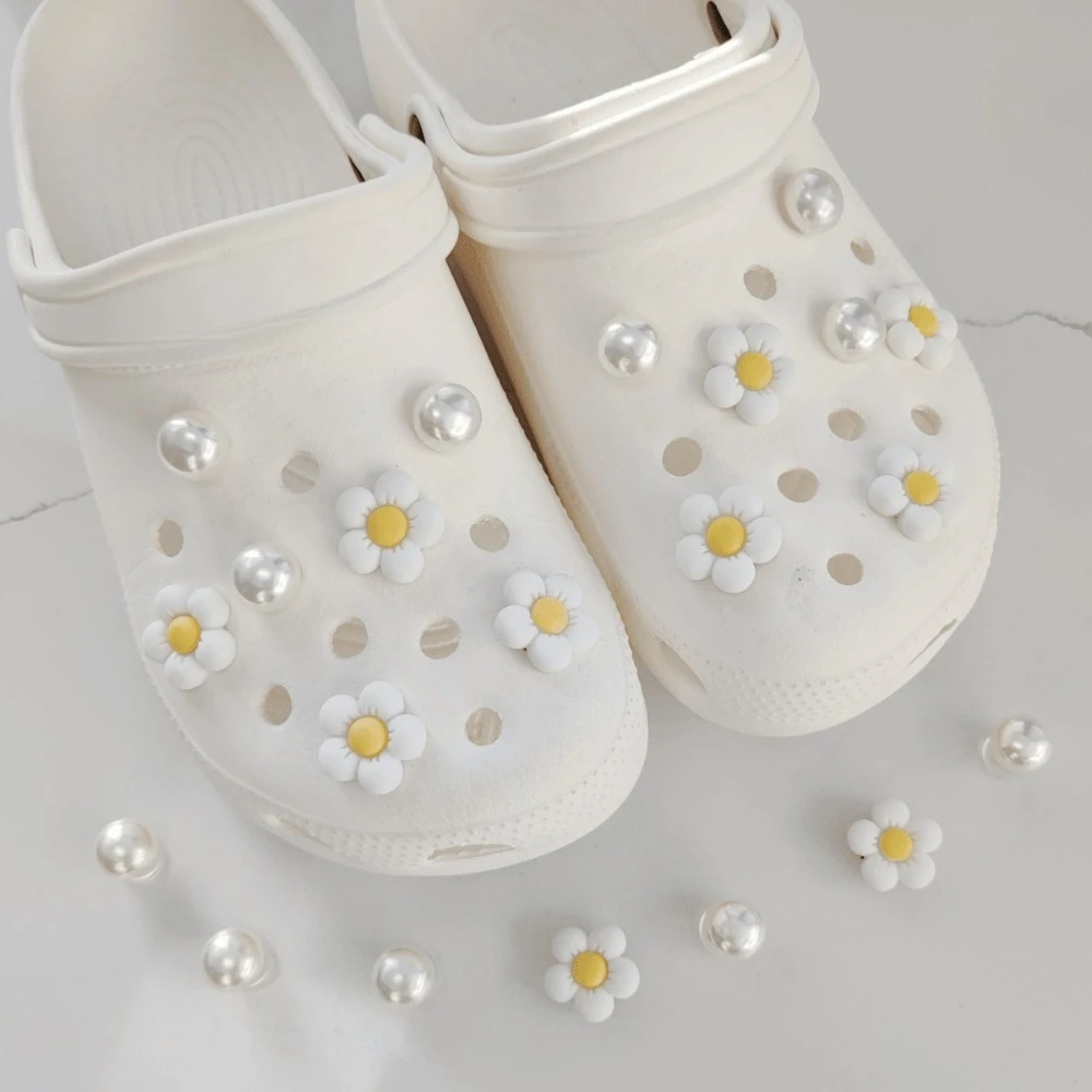 14pcs Daisy Shoes Charm Flowrer Shoes Accessories for Girls Hole Shoes DIY Gift