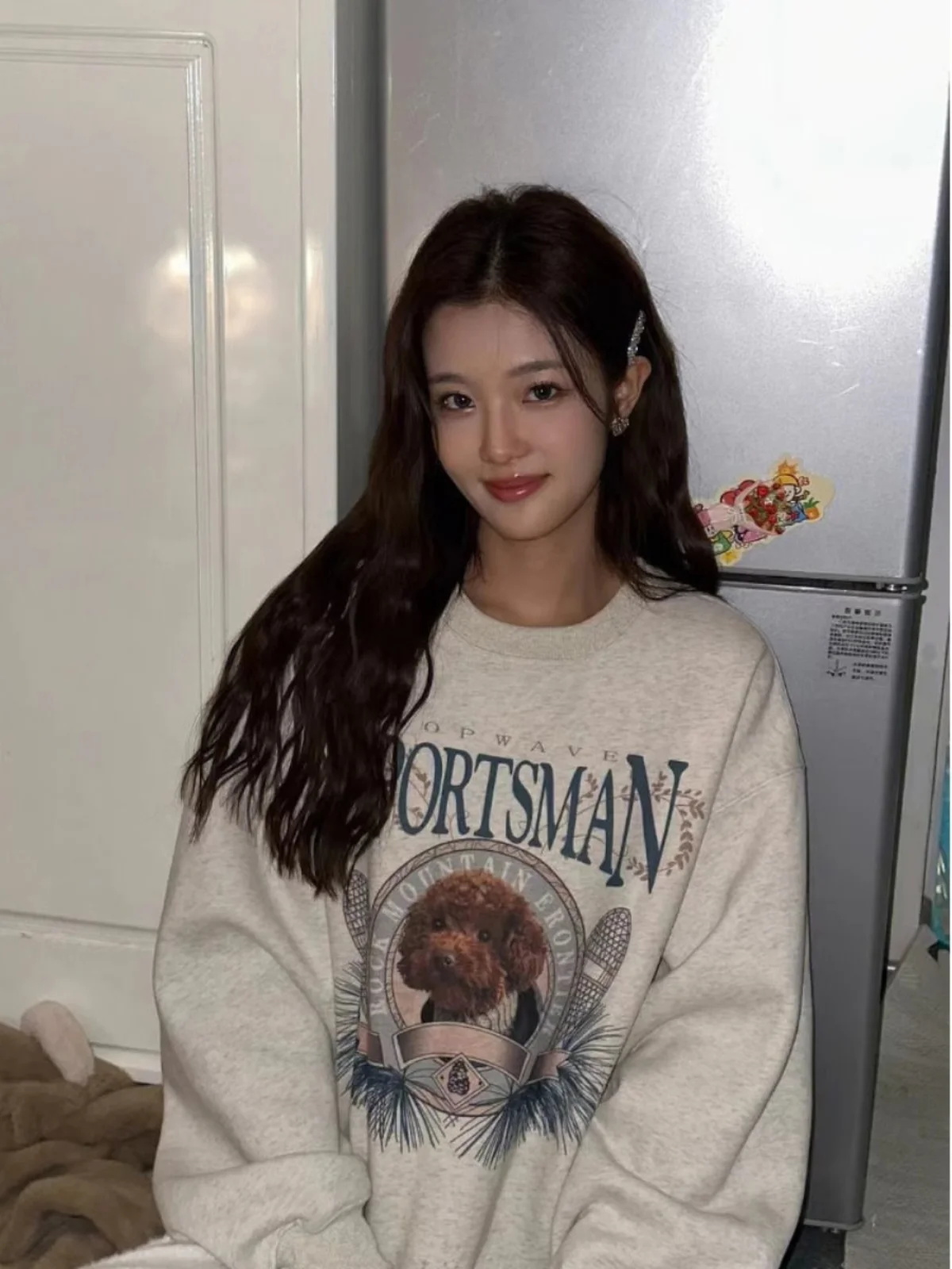 

Thiened Fce Sweatirt Casual Loose round Ne ex Couple's irt American Aosphere Soft Girl Sle Retro Teddy