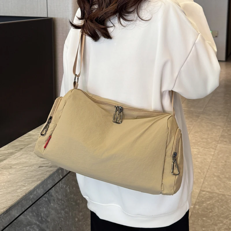 

Zeyph Nylon High Capacity Sports Crossbody Bag Solid Colour Ins Style Casual Handbag Waterproof And Hard Wearing Nylon Bag
