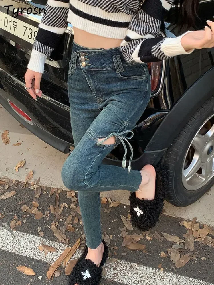 

Джинсы женские с вырезами, тонкие, асимметричные, индивидуальные, модные, универсальные, на каждый день, лето, в корейском стиле, джинсовые, шикарные, сексуальные, повседневные