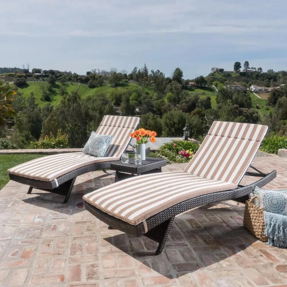 

Wholesale Price Outdoor Beach PE Rattan Sunbed Sun Lounger Lounge Chair