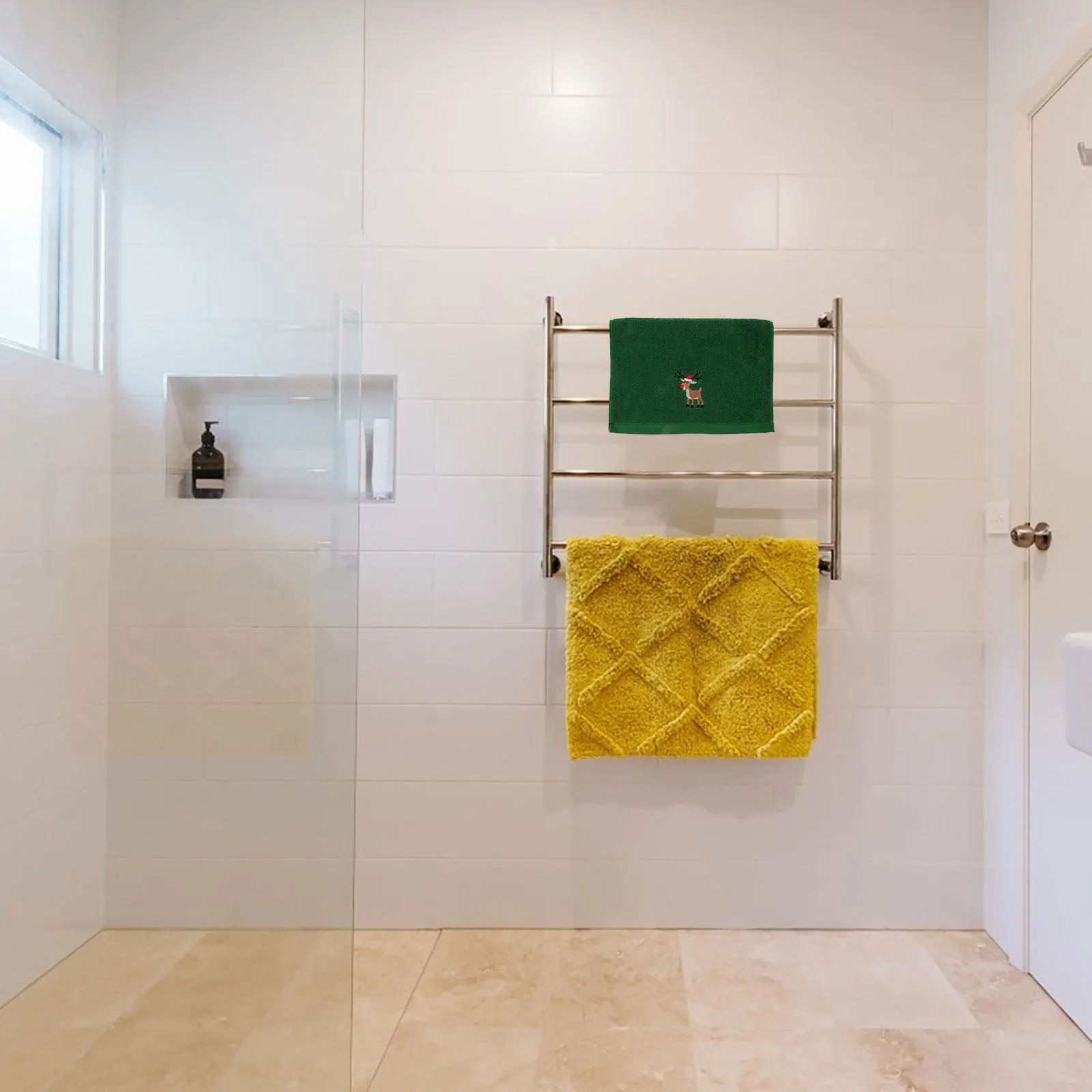 

3Pcs Christmas Bathroom Towel Set Embroidered Cotton Hand Towels Holiday Home Decor Santa Theme Washable Decorative Finger Tip