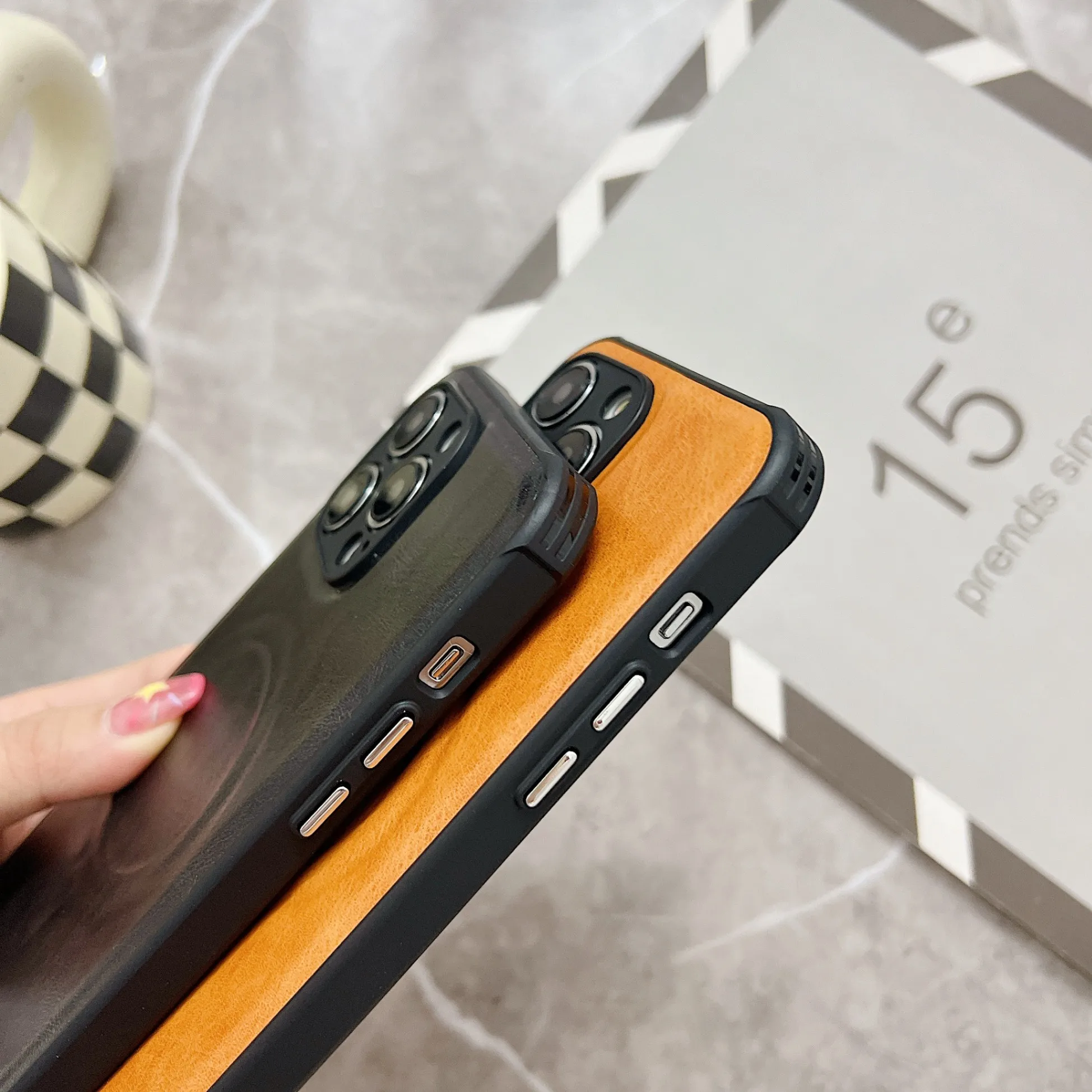 حافظة لهاتف أبل آيفون 11 12 13 14 15 16 برو ماكس بلس كريزي هورس سيليكون جلد نمط مغناطيسي ناعم واقي