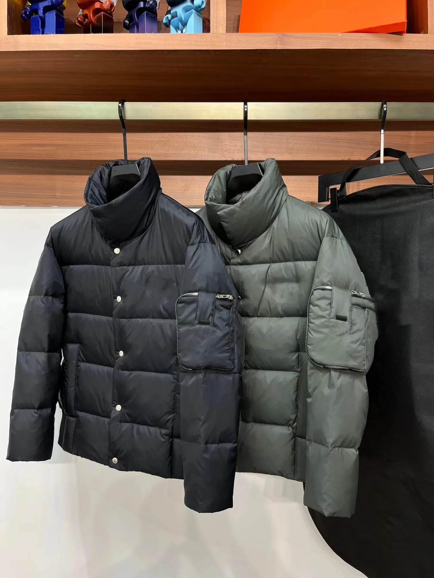 New Winter New Men'sDown Jacket Classic Thickened Hooded Velvet Bag Clothing Detachable Coat