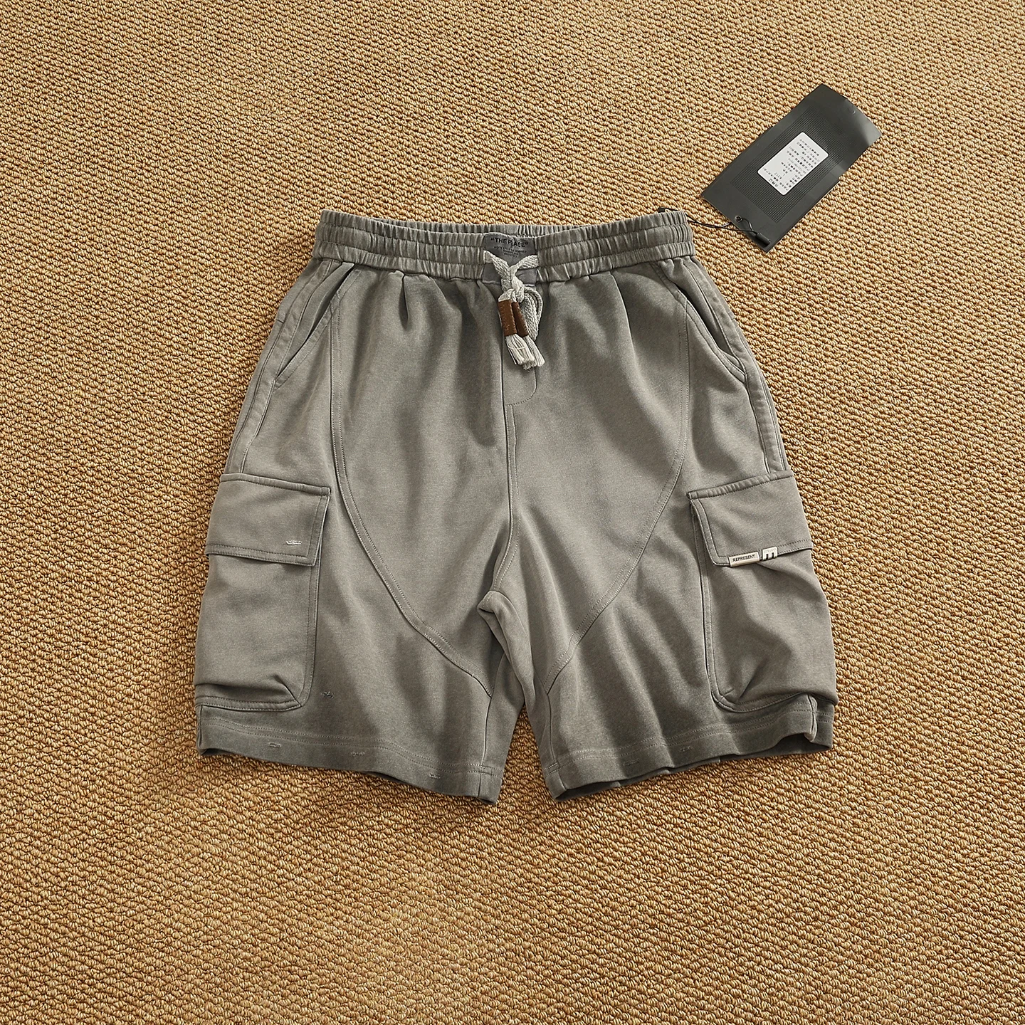 

Тяжелая промышленность, толстые, грязная стирка, старый ноутбук, рабочие короткие спальные брюки, мужские летние свободные прямые брюки с пятью деталями