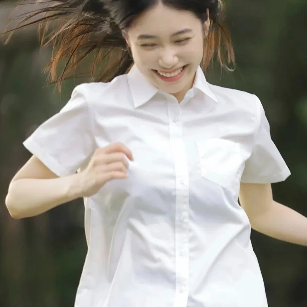 

Casual Classic White Shirt Preppy Style Simple Loose Fit Shirt Basic Short Sleeve Blouse High School Students
