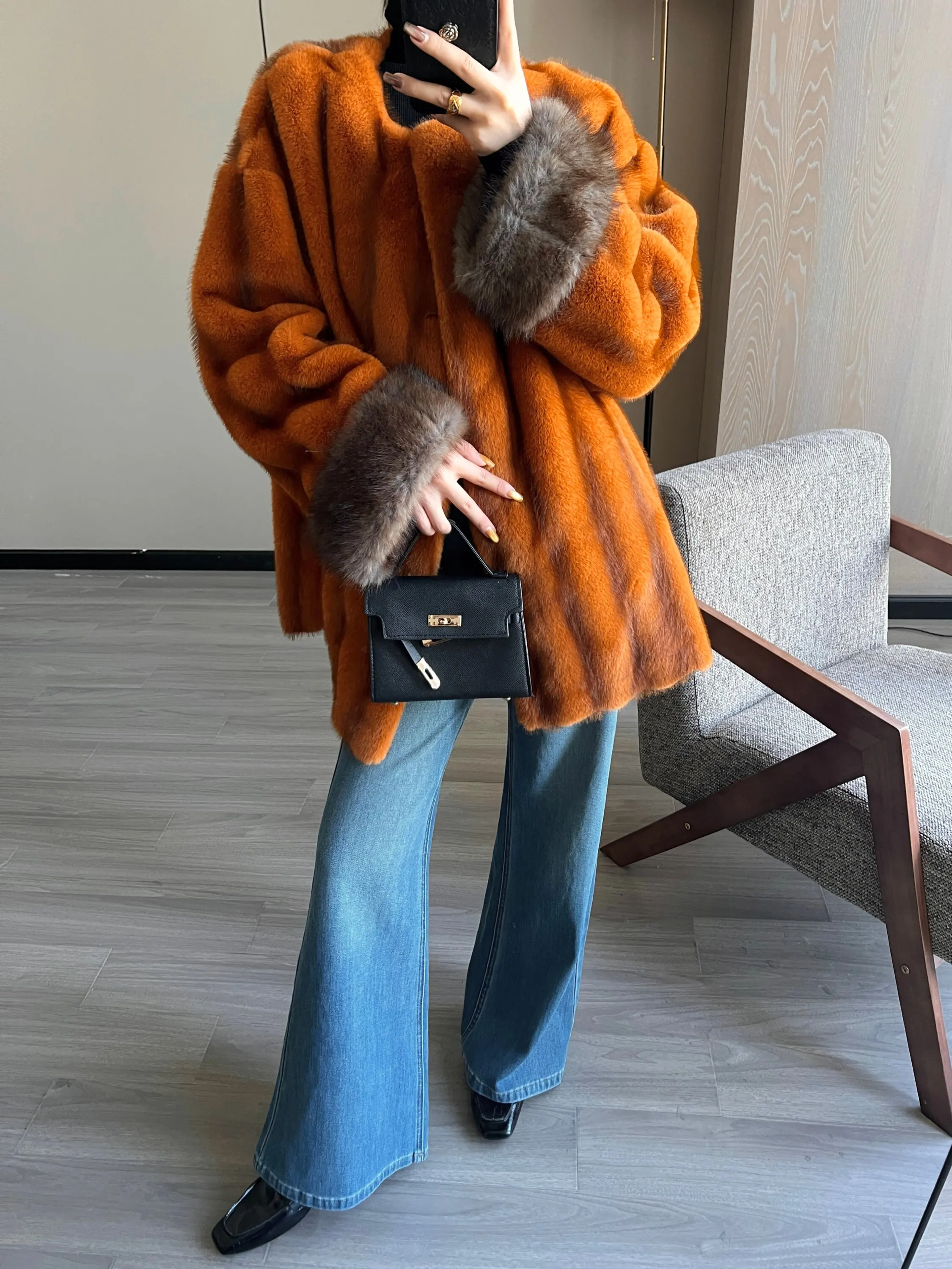 Chaqueta de invierno de felpa gruesa de alta sociedad para mujer, abrigo de piel sintética con cuello redondo y manga larga, elegante, a la moda, estilo coreano