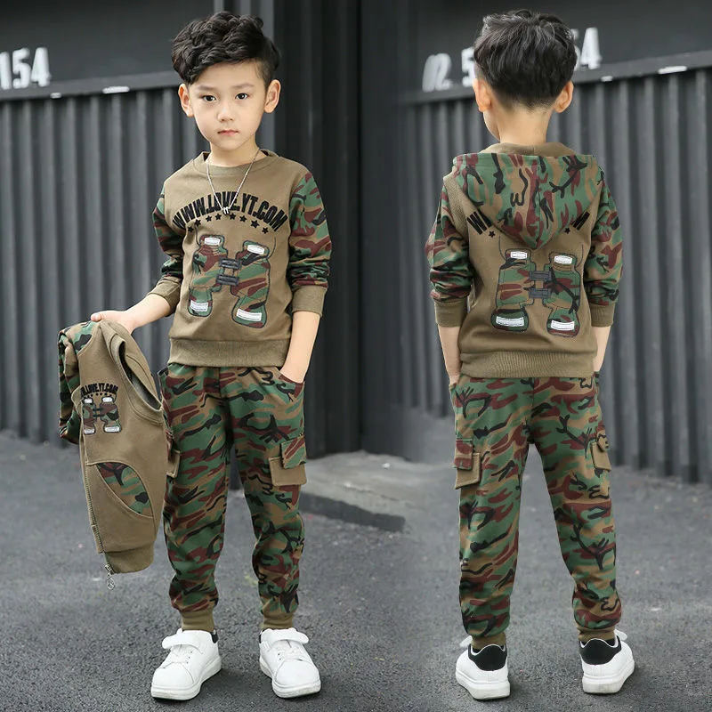 

2024 autumn boys 3PCS/Set Children Suit camo Hooded Vest + telescope sweatshirt + Sport Pants Kids Tracksuit winter 8 10 12 year