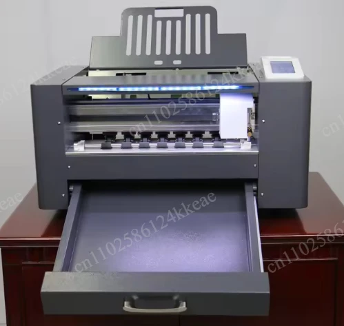 Cutting machines A3 and A4 with automatic paper feed profile cutting
