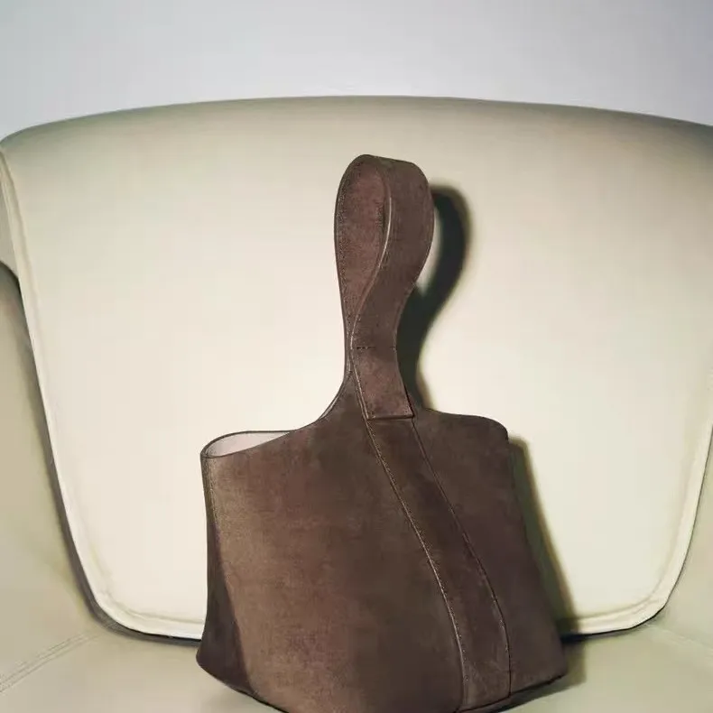 

Замшевые швейные нитки, женские сумки на плечо в стиле ретро, повседневные универсальные сумки на плечо, новинка 2023 года, однотонные повседневные сумки большой вместительности