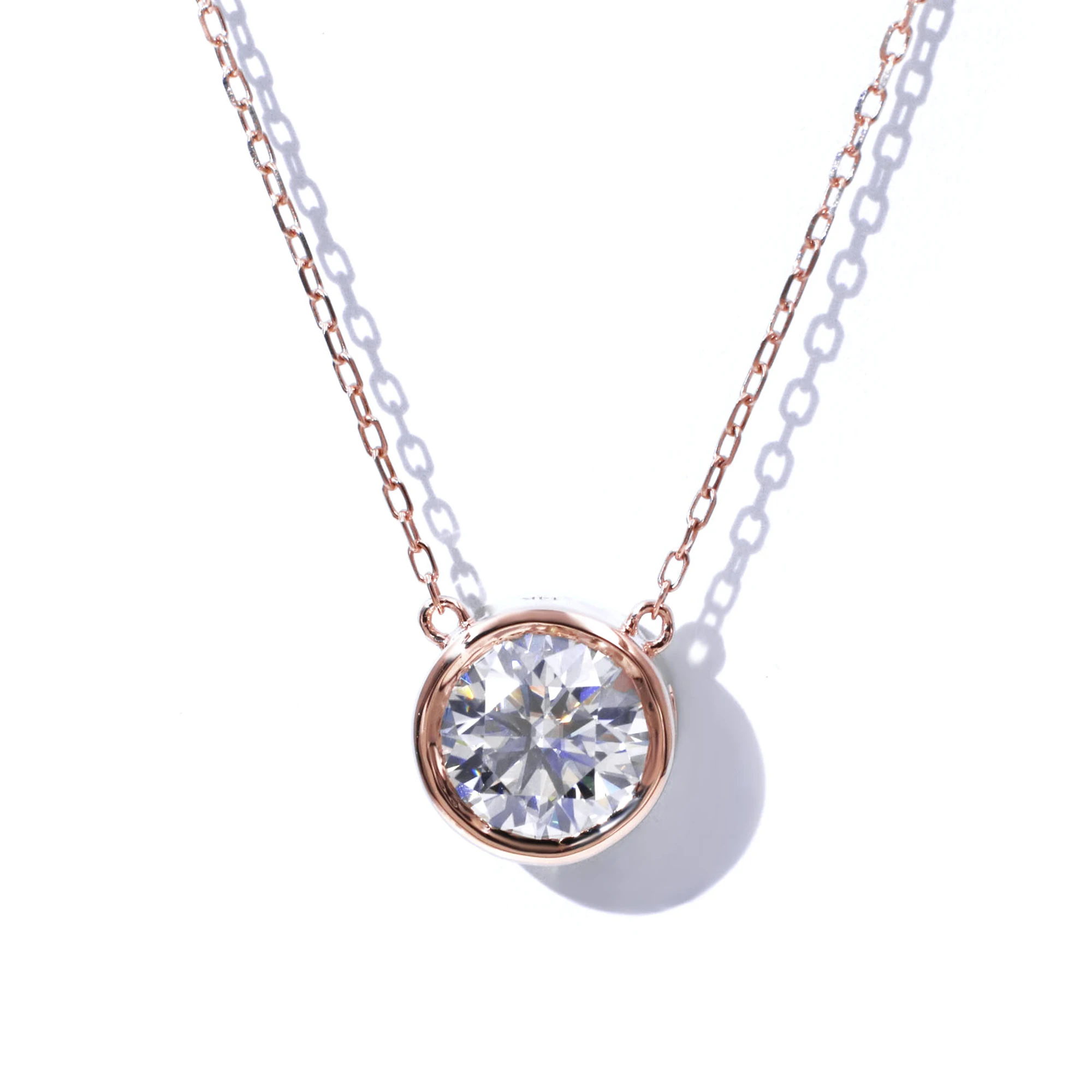 

Tianyu Gems Bezel Set 8.5mm Round Moissanite Necklaces 14k Rose Gold 16inch 2.5ct D VVS Diamond Pendant Necklace Au585 for Women