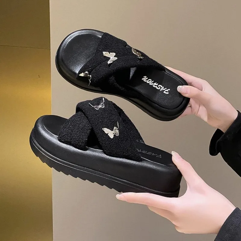 

Soft Sole Casual Wear Bread Slippers 2025 Summer Muffin with Shoes Fairy Wind Thick Sole Two Wear Slip-on Soft Sole Half Drag