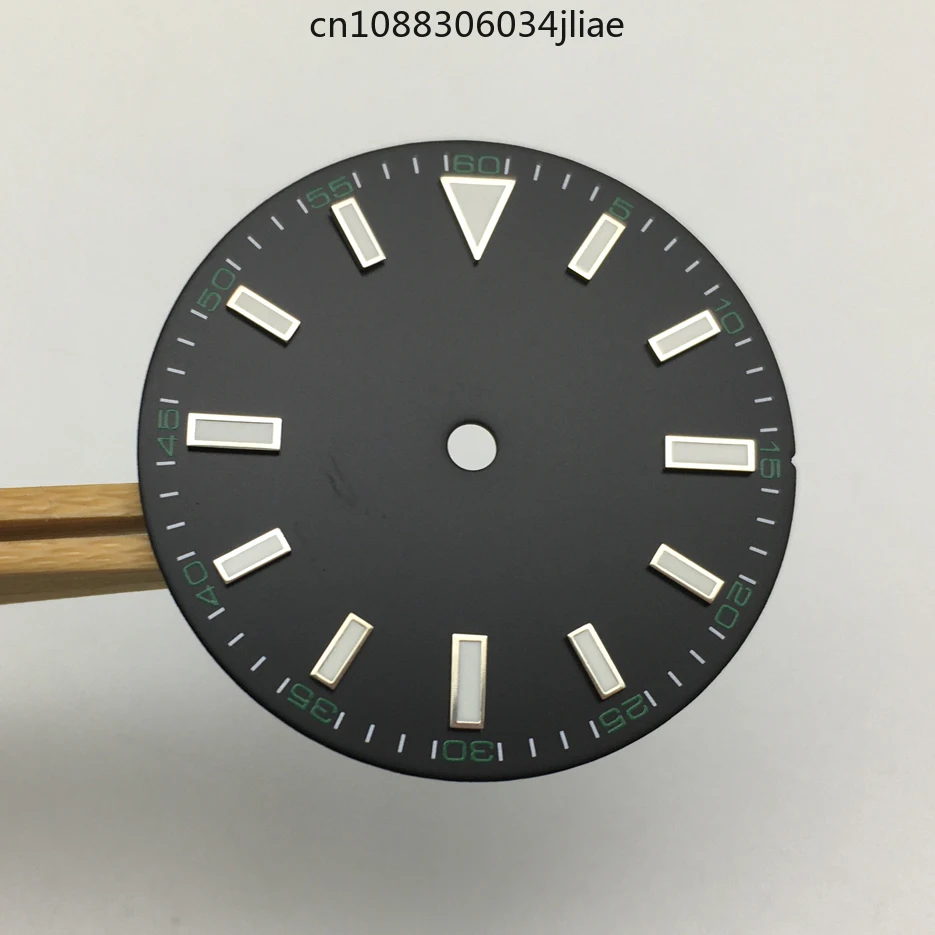 29Mm dial, modified watch accessories Literally adapted to 2813 8215 movement EC8-2