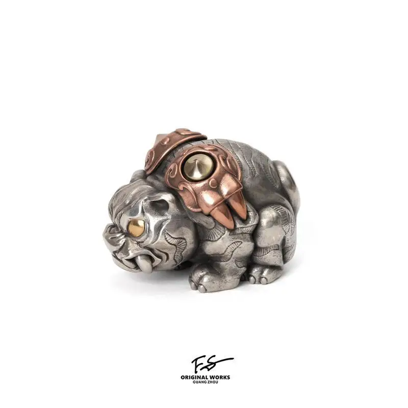 

Original Design: Exquisite and Portable Display of Gold, Silver, Chinese Zodiac, Tiger, and Other Animals