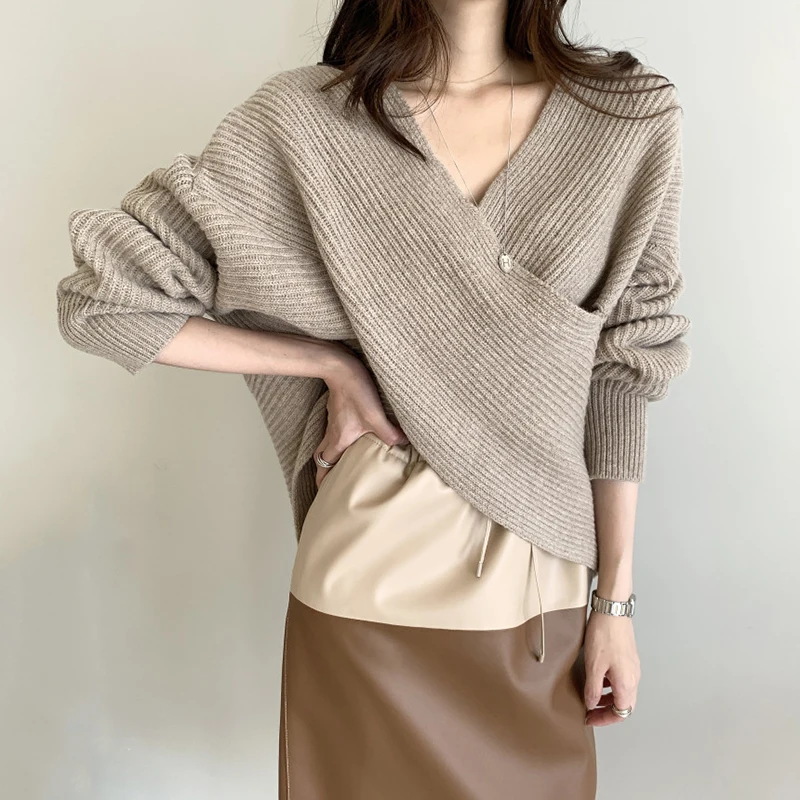 New 2024 Sweater Women Chic Korean Fashion V-Neck Cross Elegant Wild Sweaters Pullovers Knitwears Women Autumn Winter Tops