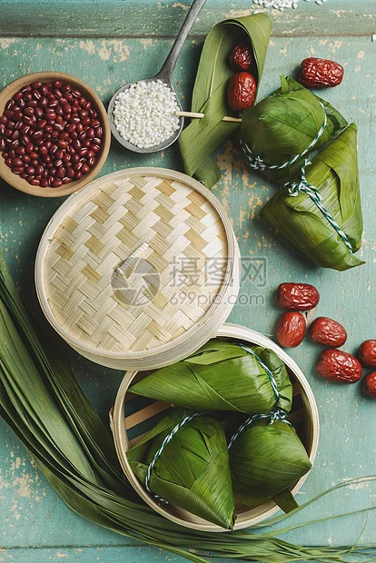 

Upgrade Part Clip Tire Inner Cotton Tire Modification RC Parts for MN90 MN91 MN99 MN99S Climbing Car