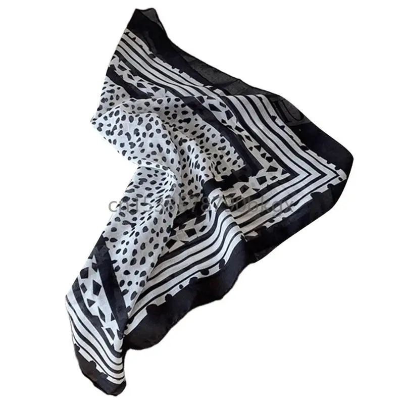 

Breathable Outdoor Handkerchief Flower Print Headscarf Unisex Neck Scarf for Outdoor Activity J78E