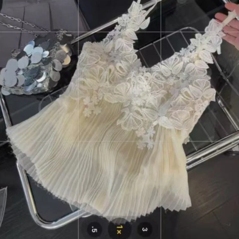 Sexy Vintage Slim Fit Irregular Strap Tank Crop Tops Versatile Sexy Hot Girl 2025 Summer Striped Sleeveless Tees Fashion T Shirt