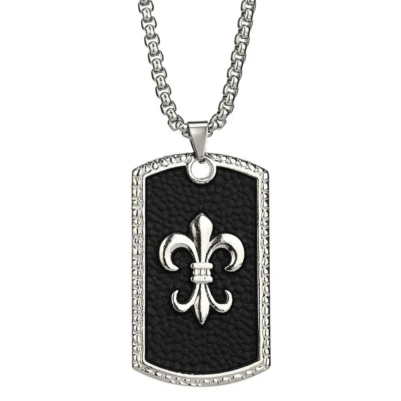 A brand-new retro titanium steel necklace, a bold and powerful pendant couple