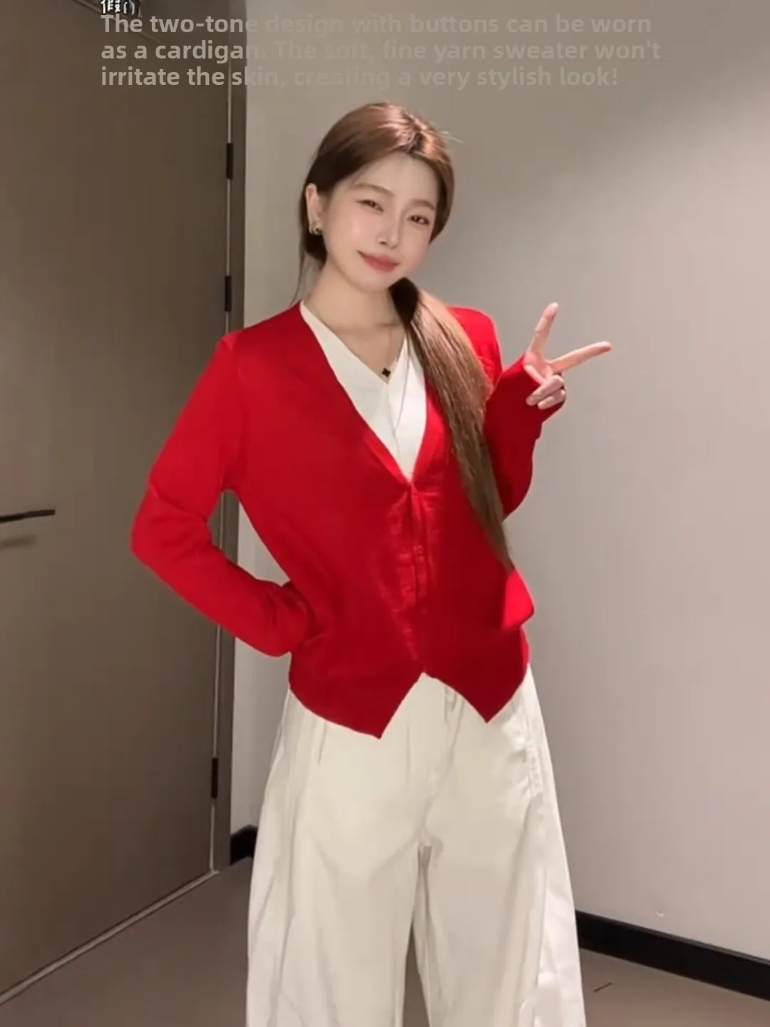 

Красный вязаный свитер с V-образным вырезом для женщин, весенняя модная свободная модель, новогодняя базовая рубашка, стиль для повседневной носки, корейская версия