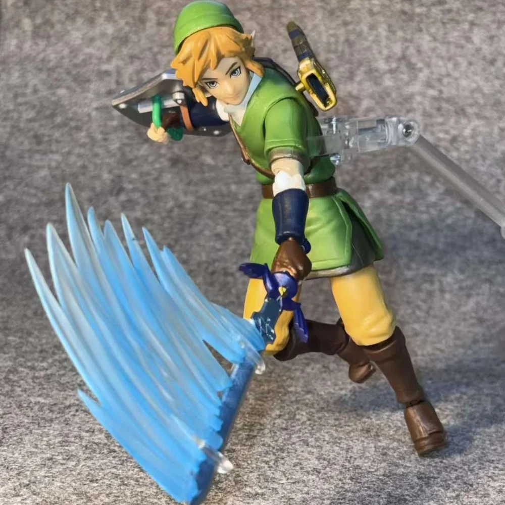 The Hyrule Net PVC Action Figure, Link Master Sword, Hylian Shield Game, Anime Action Figure, Desktop Ornement Model, Crafts Gifts, 18cm