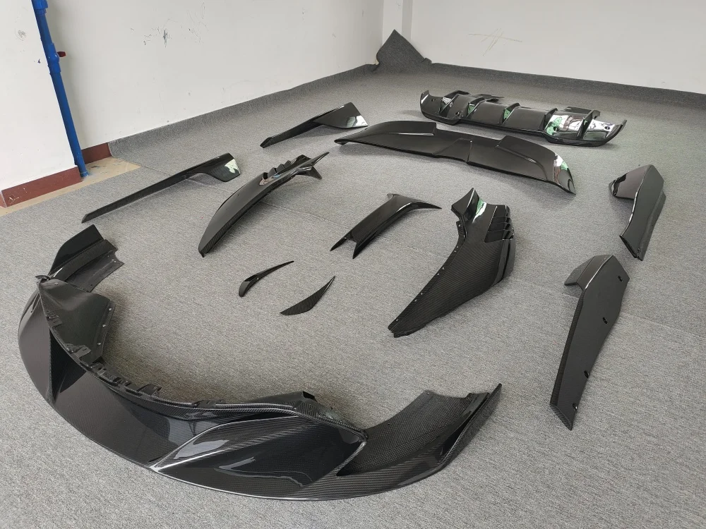 R-نمط ألياف الكربون الجافة الجبهة الشفاه الخلفية الناشر المفسد التنانير الجانبية قطعة من نسيج فتحات السقف طقم الجسم ل ماكلارين 720s طقم الجسم