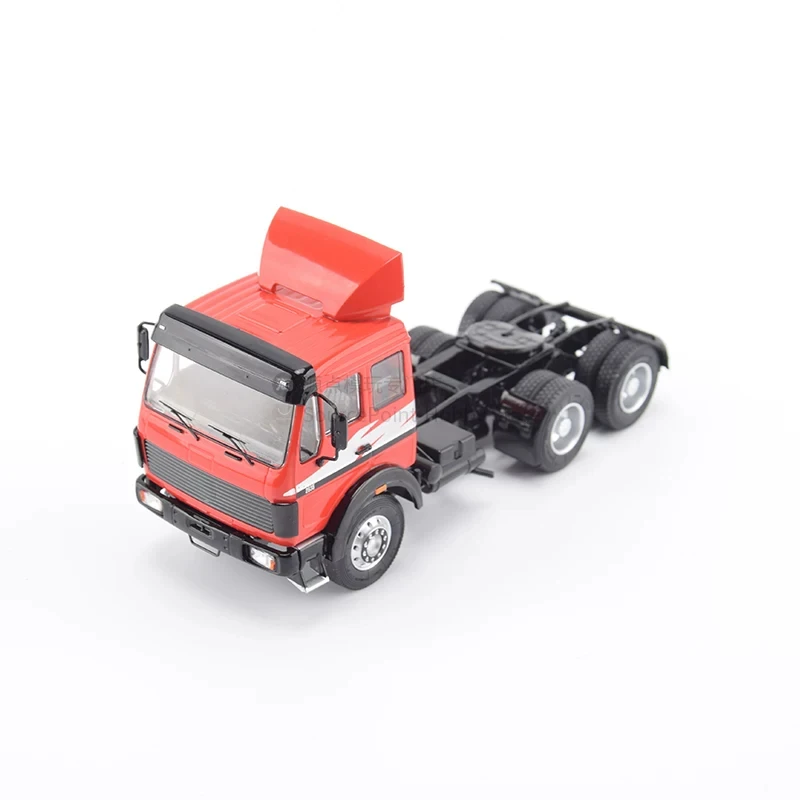 Diecast 1:43 Scale Heavy-duty Towing Truck MB-NG2232 Vintage Transport Truck Alloy Car Model