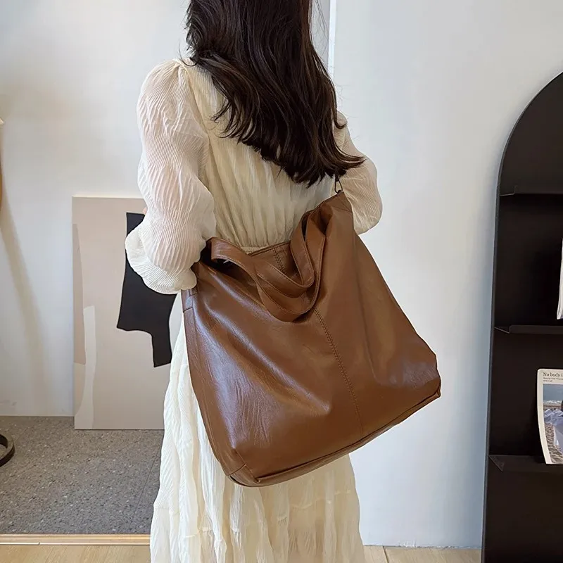 Big Pu Leather Tote Bags Women Korean Simple Large Capacity Shoulder Bag 2024 New Fashion Retro Travel Shopper Handbags Female