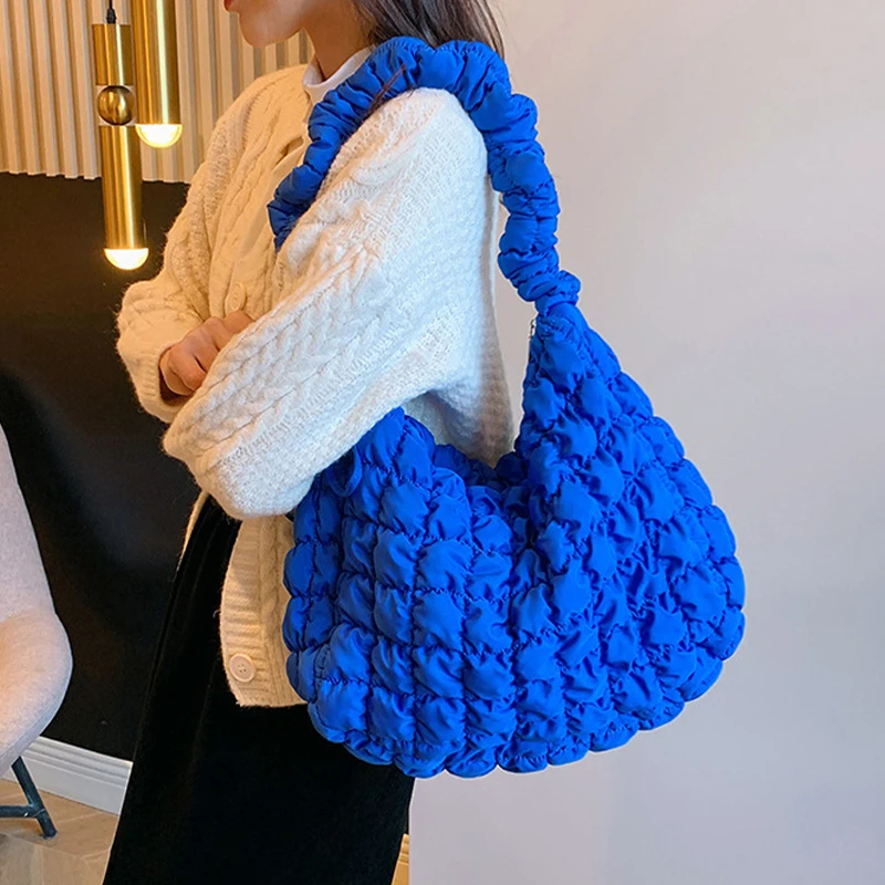 Borsa a nuvola piegata di grande capacità autunno e inverno Borsa a tracolla leggera in piuma Borse da viaggio leggere da donna Messenger