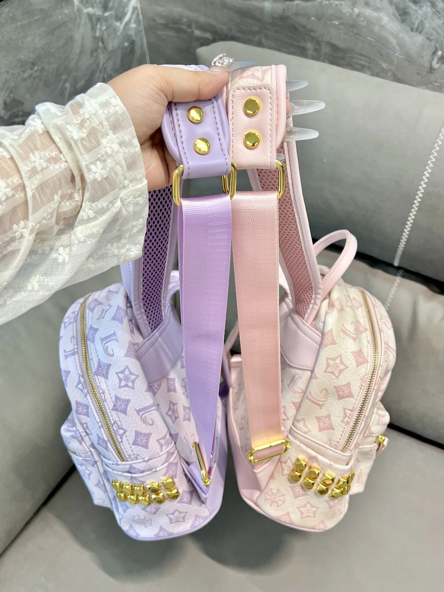 fashionable-luxury-floral-embossed-women's-backpack-trendy-elegant-sweet-lady-style-2026-new-design-versatile-shoulder-bag