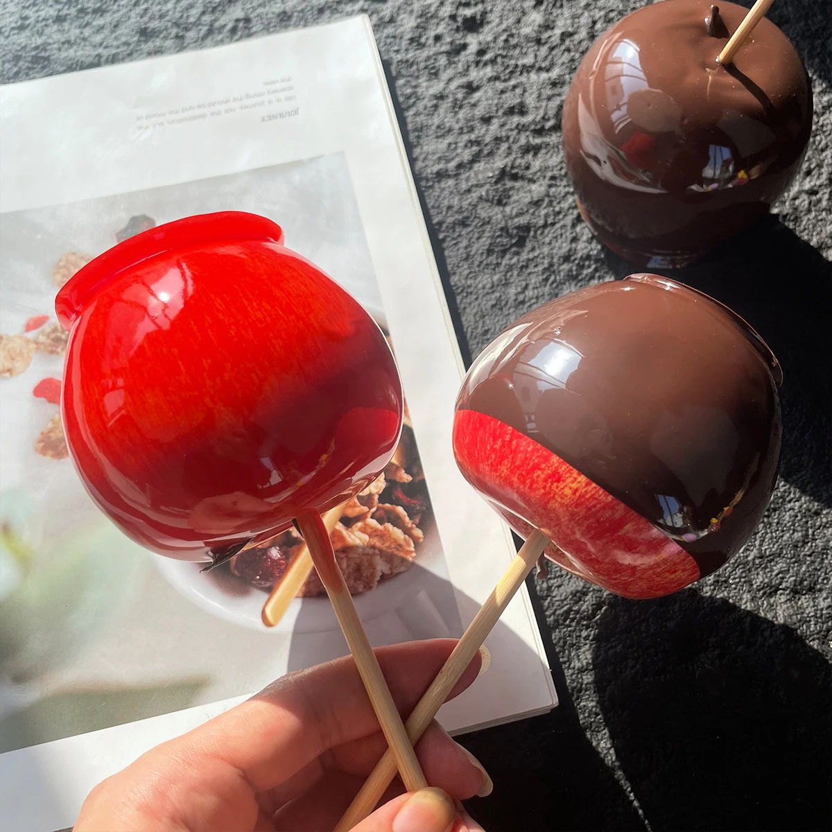 Fake Candy Apples Artificial PU Material - Bakery Window Display Prop, Candy Shop Decor, Halloween/Christmas Party Decoration