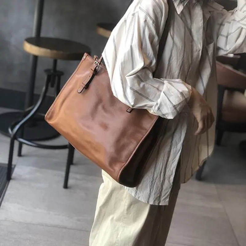 Leather Tote bag Female autumn luxury designer new fashion large capacity hand bill of lading shoulder baotou layer cowhide bag