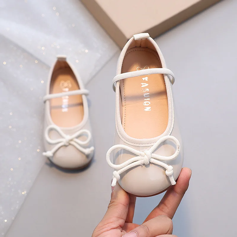 Kid Shoes Girl Shallow Patent Leather Princess Shoe Spring Autumn Leather Shoe Bow Mary Jane Shoes Soft Soled Casual Single Shoe