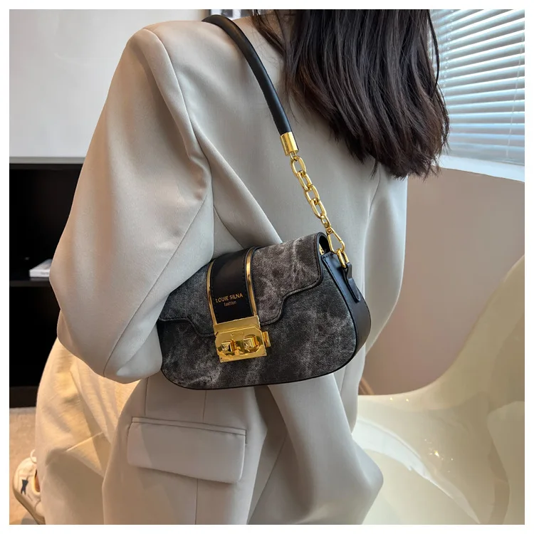 Luxury Women Shoulder Bag Denim Fabric Bag New Fashion Texture Casual Lady Underarm Bag Retro Fashion Small Flap Female Handbag