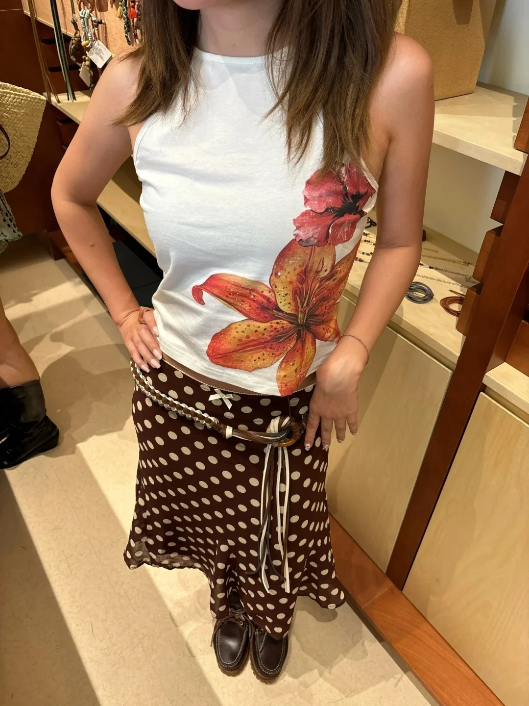 Gonna a coda fi con nodo in pizzo a pois a vita bassa Gonna longuette in fibra di poliestere a trapezio con fodera interna sexy