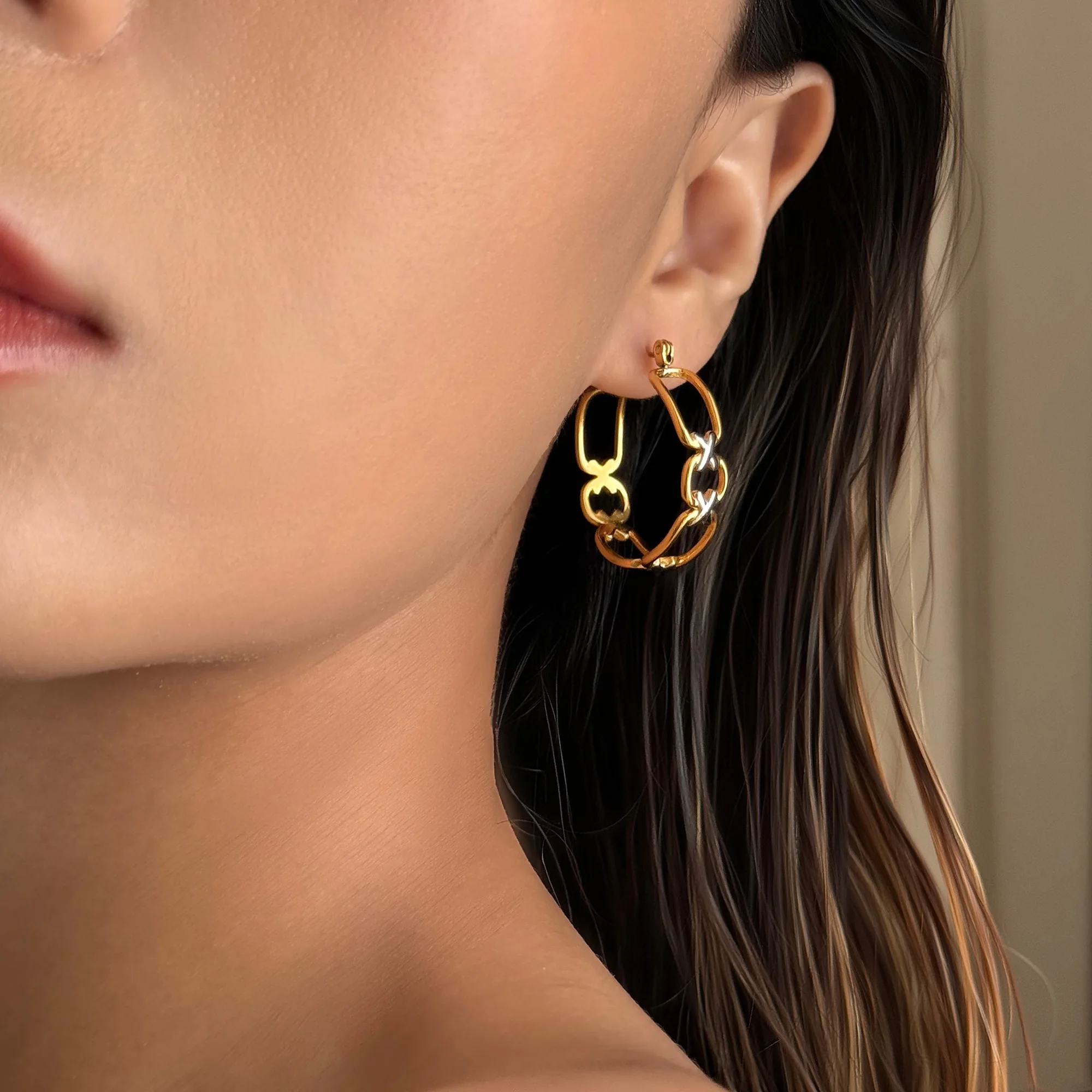

DASEIN 2025 New Vintage Woven Garden Hollow Hoop Earrings INS 18k Gold Plated Hypoallergenic Stainless Steel Lady Jewelry Gift