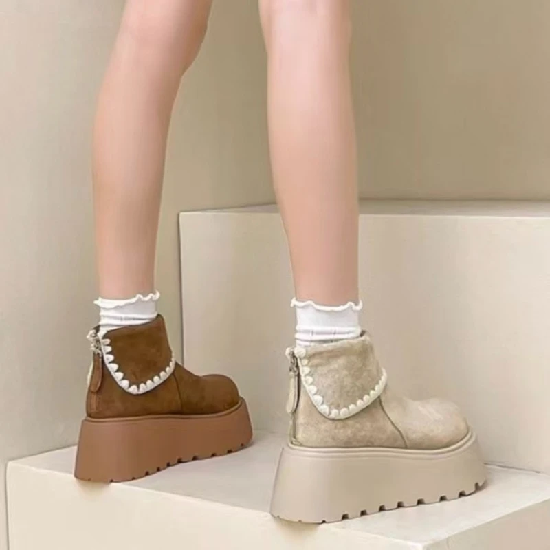أحذية نسائية بكعب منصة على الطراز البريطاني ونعل سميك لزيادة الارتفاع أحذية تشيلسي غير رسمية لملابس الخريف والشتاء غير الرسمية #1