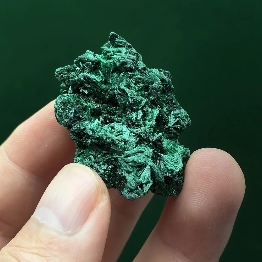 A0-4A Natural Stone Malachite Mineral Crystal Specimen Home Decoration Teaching specimen