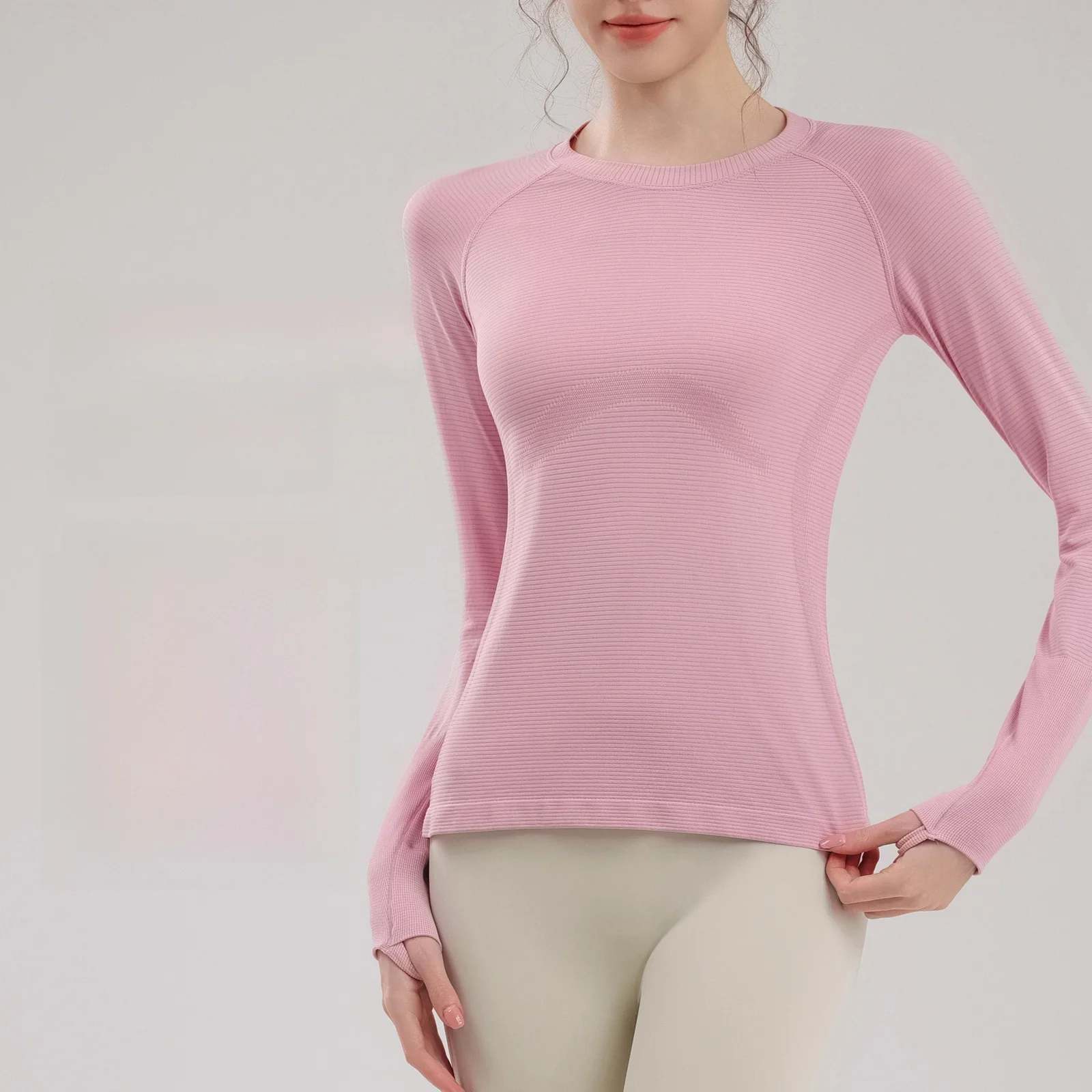 

Женский облегающий быстросохнущий спортивный топ с длинными рукавами для пилатеса, йоги, фитнеса, бега и верховой езды, тренировочный топ с обнаженными плечами