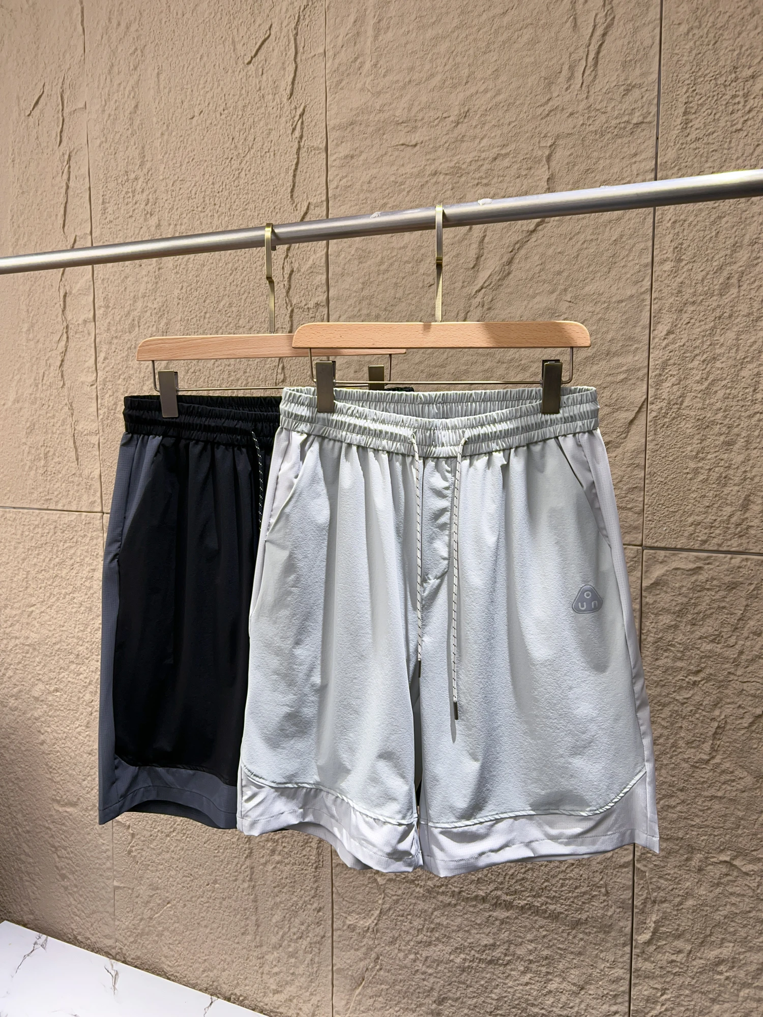 

Outdoor Quick Dry Lightweight Men's Comfortable Breathable Color Block Elastic Waist Sports Casual Shorts Summer Trend