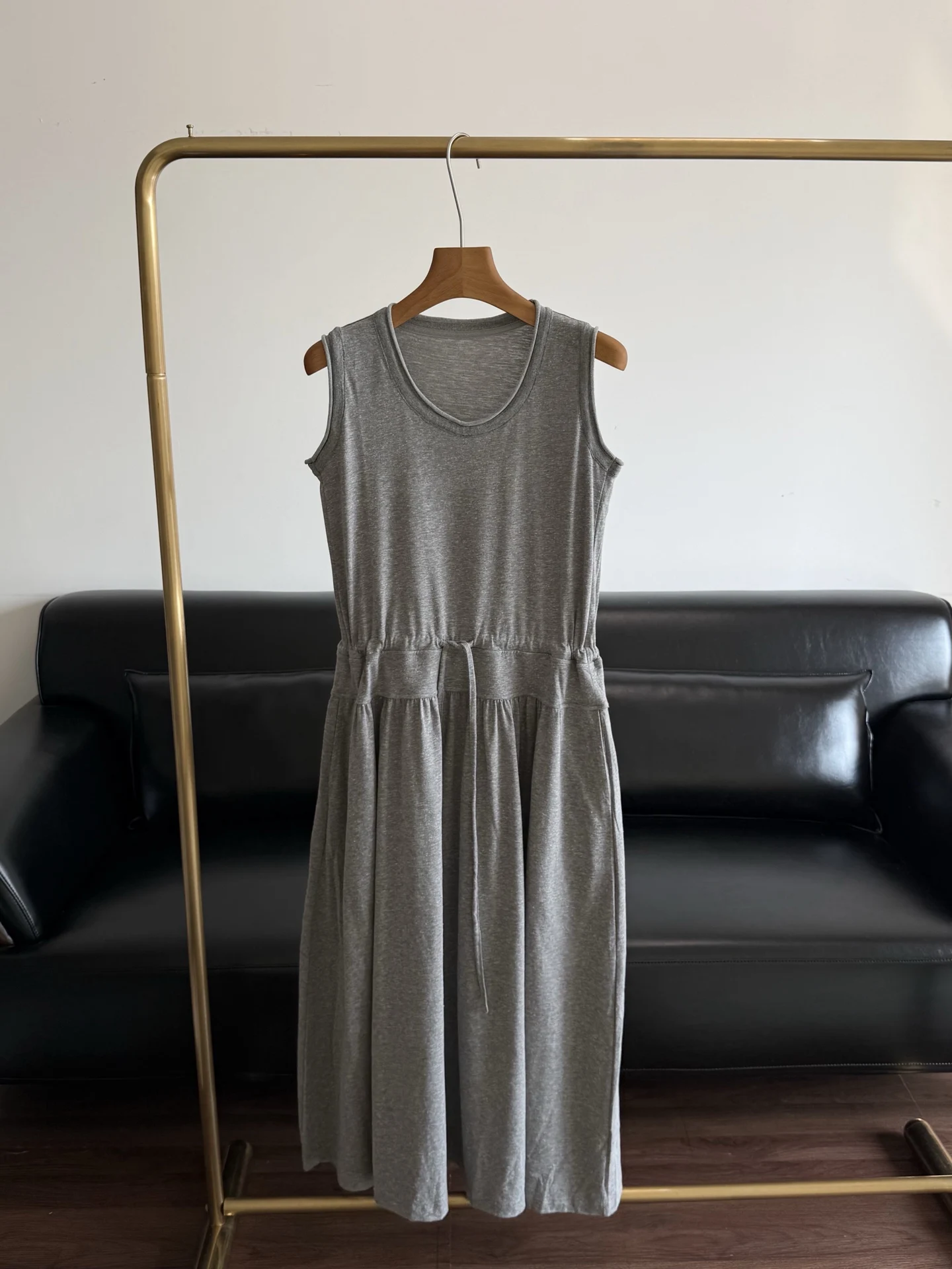 Summer U-neck sleeveless vest dress, women's drawstring waist cinching, big swing, mid length skirt, solid color dress