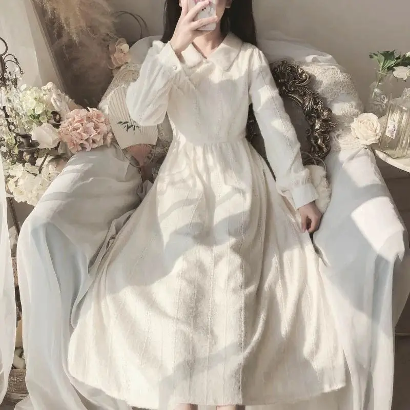 New Chinese Style Improved Buckle and Velvet Dress Slimming French Fairy Education Interview Long Sleeved Dress