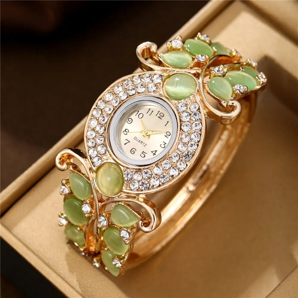Rich In Flowers Vintage Watch Round Dial Crystal Jewelry Ladies Wristwatch Rhinestone Bracelet Versatile Design